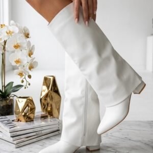 Tacones white boots